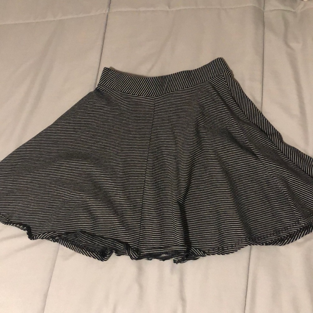 💚3 for 25, Striped Skater skirt